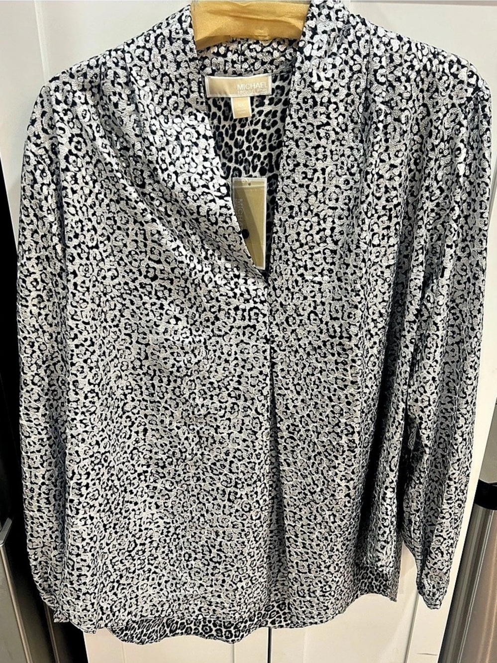 Michael Kors Animal Print Blouse in Black & silver Size 2X NWT